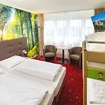 ホテル Ahorn Panorama オーバーホーフ