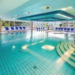 ホテル Ahorn Panorama 3*