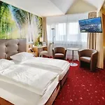 Ahorn Panorama מלון 3*